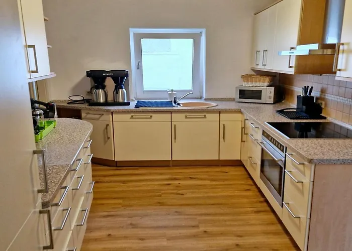 Tolle Für 5 Personen Apartment Hackenheim